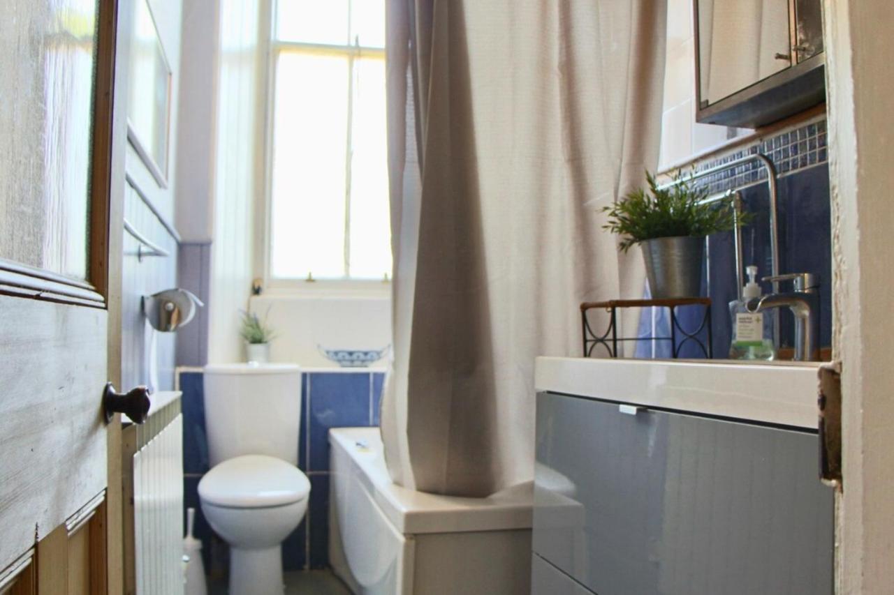 Classic Edinburgh Flat In The Heart Of Morningside Exterior photo