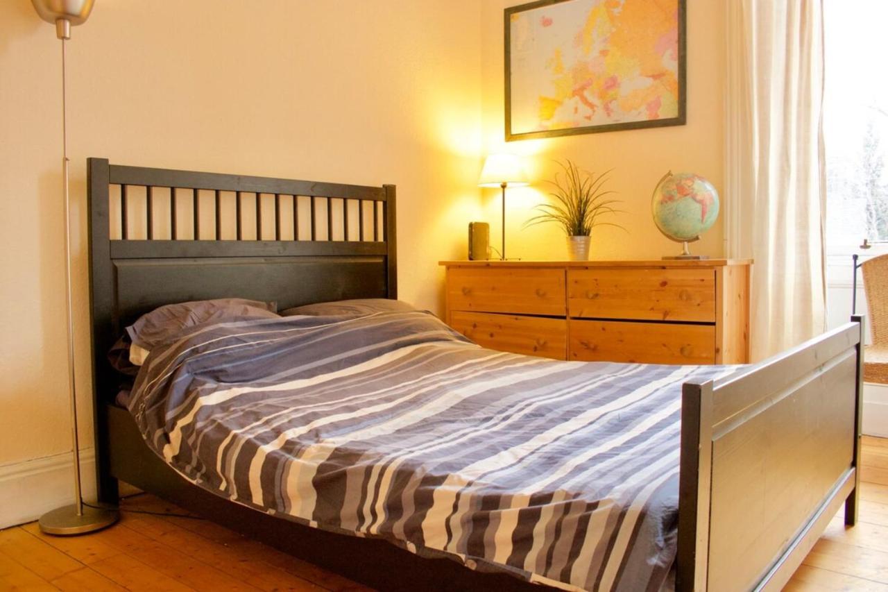 Classic Edinburgh Flat In The Heart Of Morningside Exterior photo
